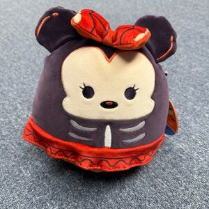 Disney Minnie Mouse Squishmallow